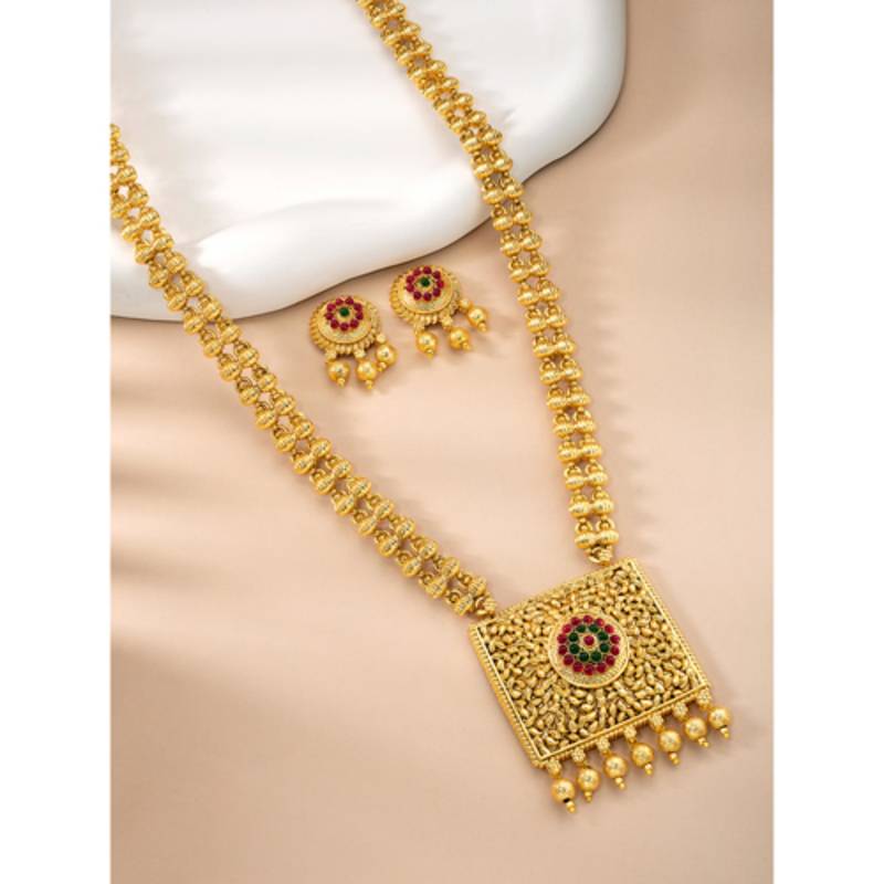 Red green synthetic stone studded long necklace earrings