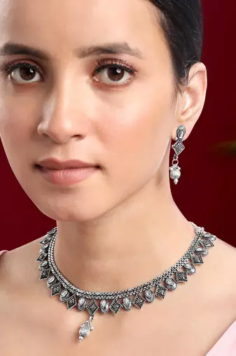 White synthetic stone studded choker necklace drop earrings