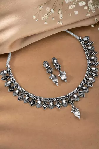 White synthetic stone studded choker necklace drop earrings