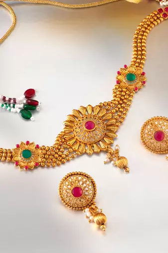 Beaded chain floral choker necklace with earrings jewelry set