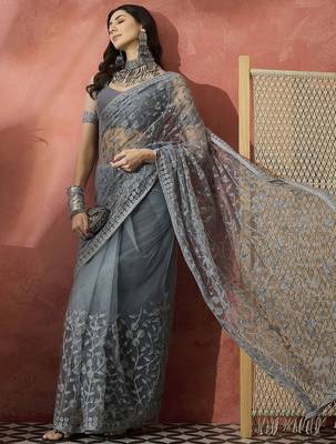 Grey embroidered saree with blouse piece 4