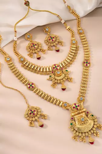 Synthetic stone studded south indian style jewelry set (multicolor 1)