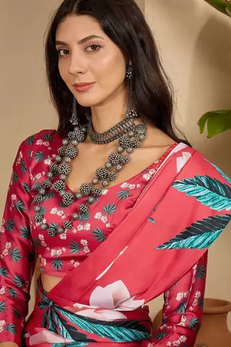 Red women red satin floral printed ethnic saree and blouse piece