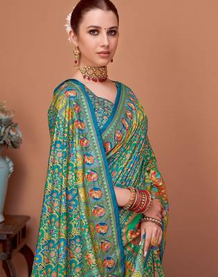 Blue ethnic motifs printed saree 4