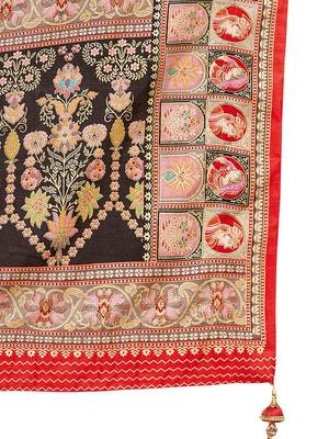 Beige ethnic motifs printed banarasi saree 5