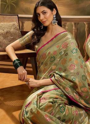 Green floral woven design organza saree with unstitched blouse 4