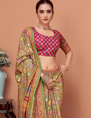Green floral printed saree 3