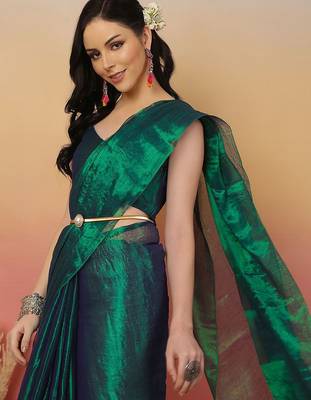 Green zari tissue saree with unstitched blouse 1