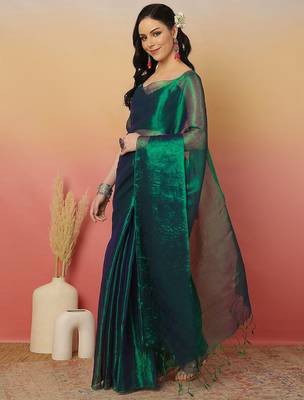 Green zari tissue saree with unstitched blouse 3