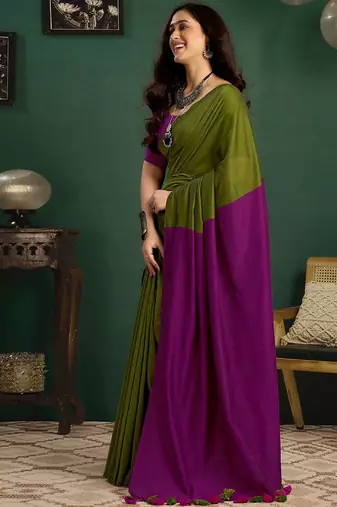 Green colourblocked printed saree with unstitched blouse piece