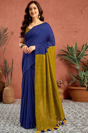 Blue colourblocked printed saree with unstitched blouse piece