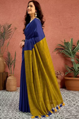 Blue colourblocked printed saree with unstitched blouse piece