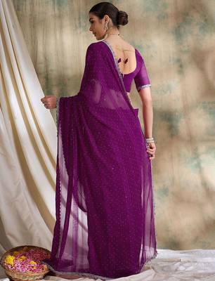 Purple embellished saree with blouse 5