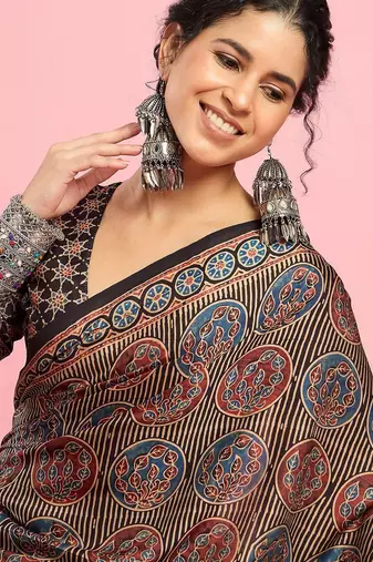 Black ethnic printed saree with blouse piece