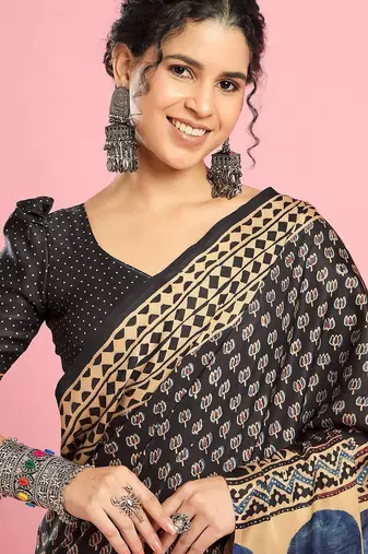 Black ethnic printed saree with blouse piece