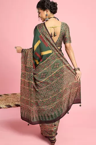 Green ethnic printed saree with blouse piece