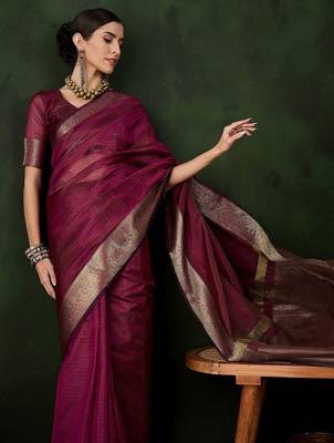 Magenta woven design zari traditional kanjeevaram saree 5