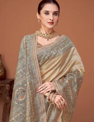 Beige kalamkari print kantha work banarasi saree 4