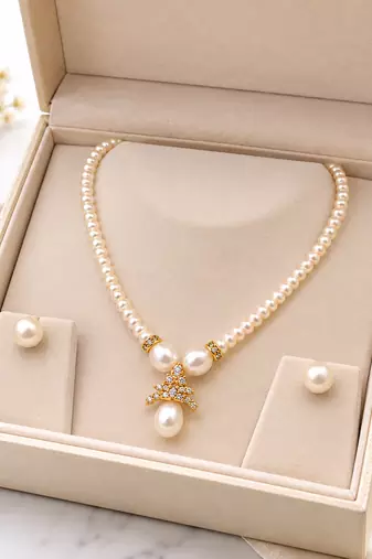 Certified Pearls Royal Charm Pendant Set