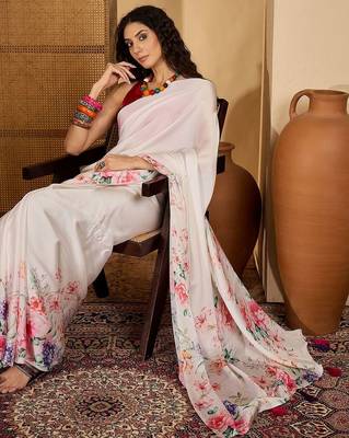 White floral printed saree with unstitched blouse 1