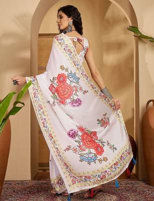 White floral printed saree 4