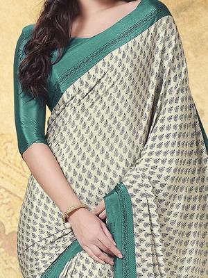 Cream printed saree 3