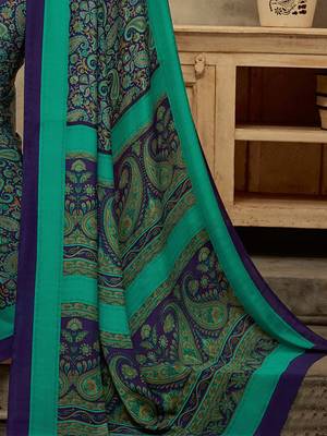 Navy blue printed saree with blouse piece 5