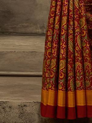 Maroon printed saree with blouse piece 4