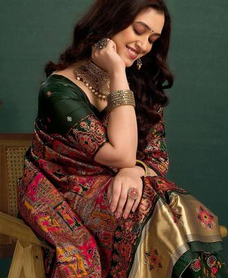 Green woven design printed saree with blouse 5