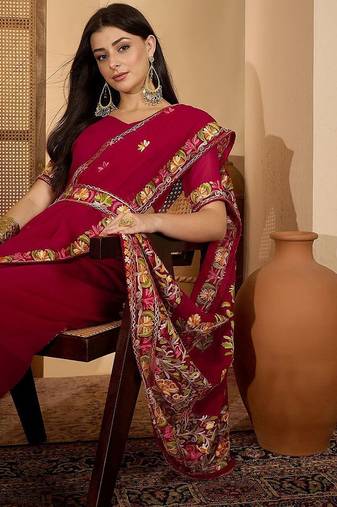 Magenta floral embroidered belted  georgette saree with blouse piece