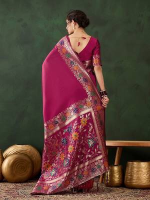 Pink woven design banarasi saree with blouse piece 4
