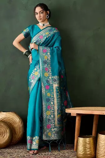 Green woven design banarasi saree with blouse piece