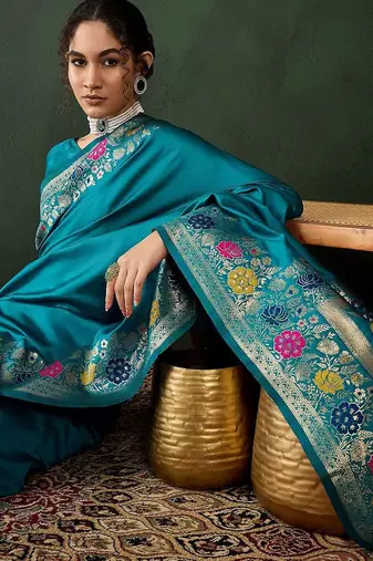 Green woven design banarasi saree with blouse piece