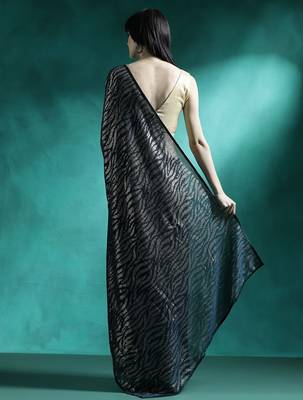 Teal embroidery saree with blouse piece 3