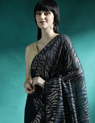 Teal embroidery saree with blouse piece 4