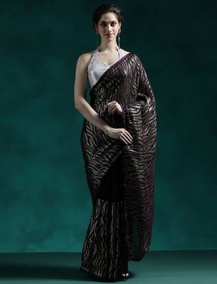 Brown embellished saree with unstitched blouse piece 4