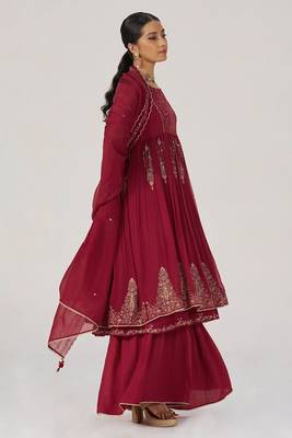 Maroon festive kurta set 5