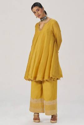 Golden yellow festive silk co-ord set 4