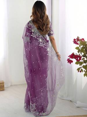 Purple embroidered saree with unstitched blouse piece 3