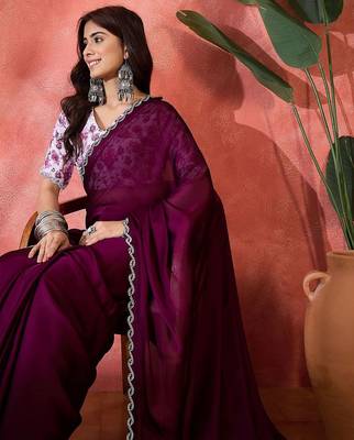 Purple embellished saree with blouse piece 5