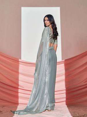 Grey gorgeous shimmer look saree with blouse piece 4