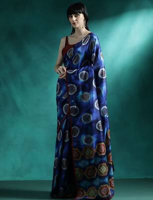 Blue printed saree with blouse piece 2