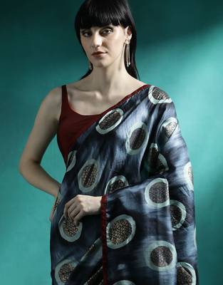 Black geometric printed saree with blouse piece 4