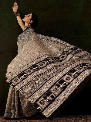 Beige dadu printed saree with blouse piece 2