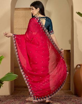 Pink women floral embroidered saree 3