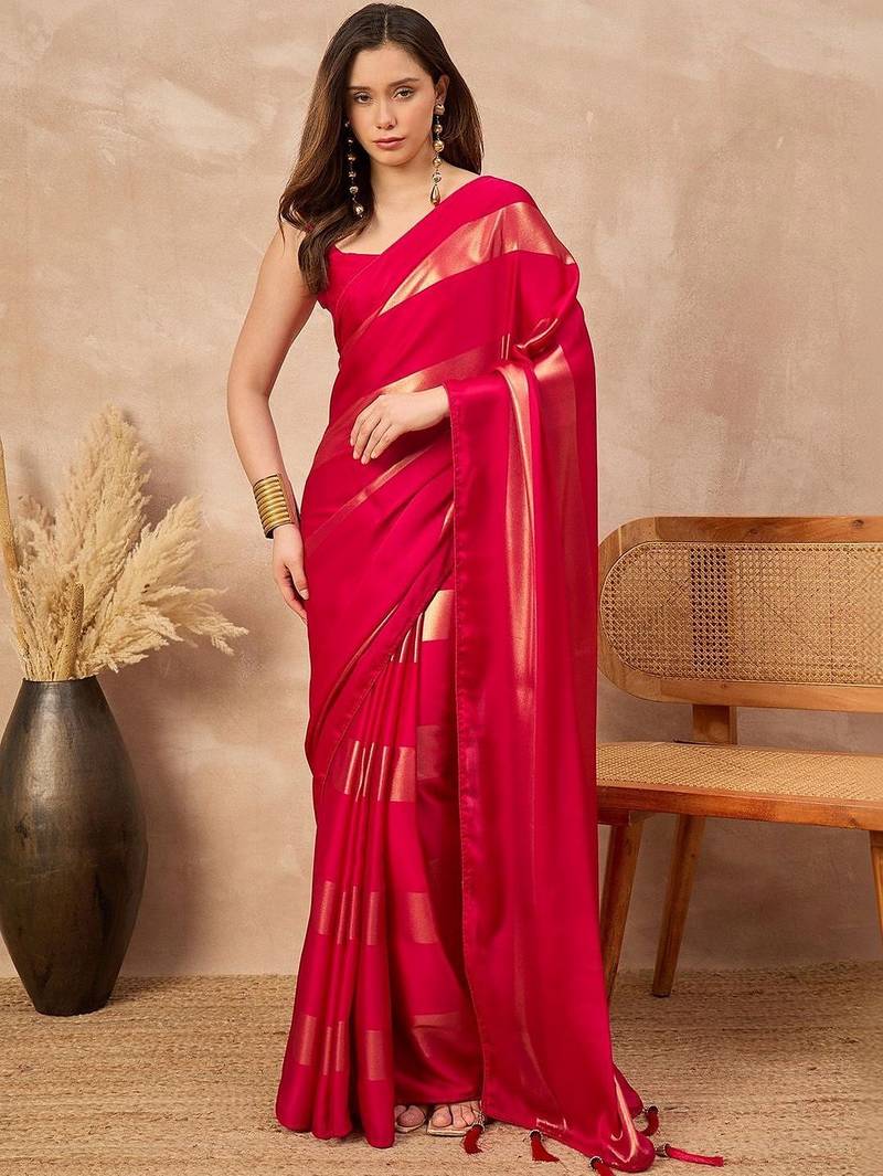 Red striped foil print saree with unstitched blouse piece