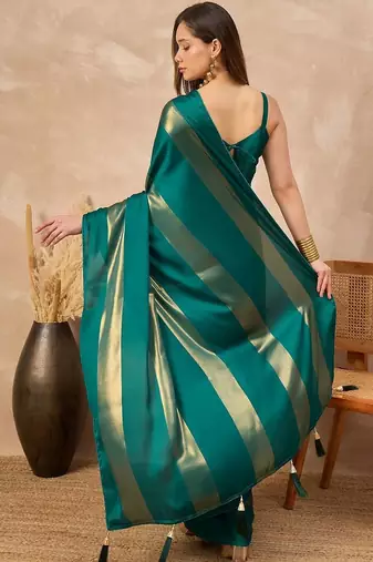 Green striped foil print saree with unstitched blouse piece