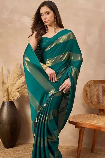 Green striped foil print saree with unstitched blouse piece