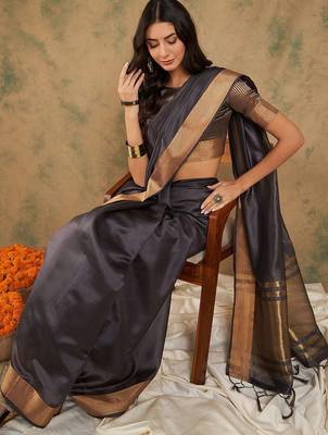 Navy blue organza zari kanjeevaram saree 1