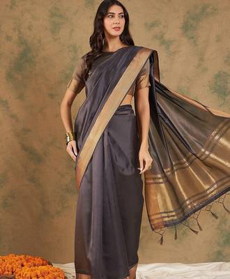 Navy blue organza zari kanjeevaram saree 2